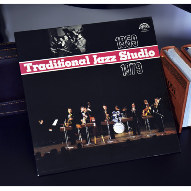 Купить виниловую пластинку "Traditional Jazz Studio" в Украине