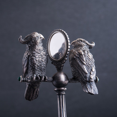 Срібна фігура ручної роботи "Папуги на дзеркалі" - купити в інтернет