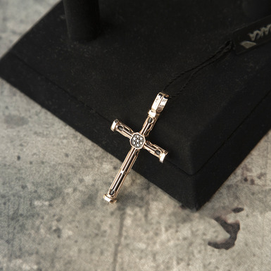 Buy a stylish men's cross from Baraka in Ukraine
