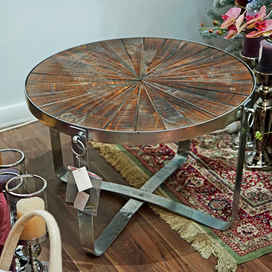 Круглий стіл на чотирьох металевих ніжках з заклепками - купити в інтернет магазині подарунків в Україні