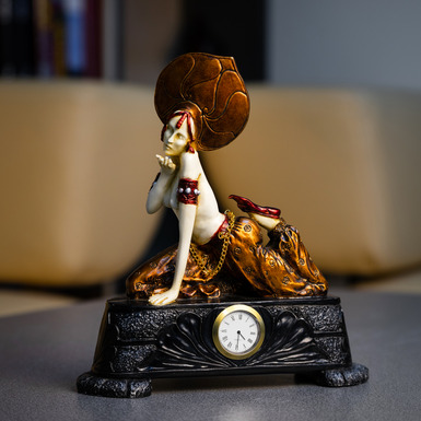 Винтажные часы «Танцовщица» в стиле Ар-деко
