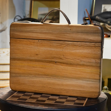 Exclusive oak tablet case - buy in the online gift 