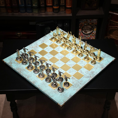 Красивые шахматы «Дискобол» в футляре от Manopoulos 