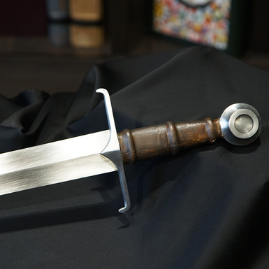 меч из стали