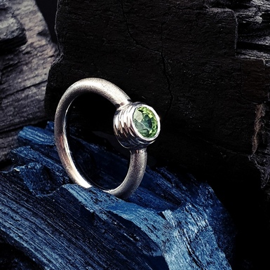 серебряное кольцо украина
