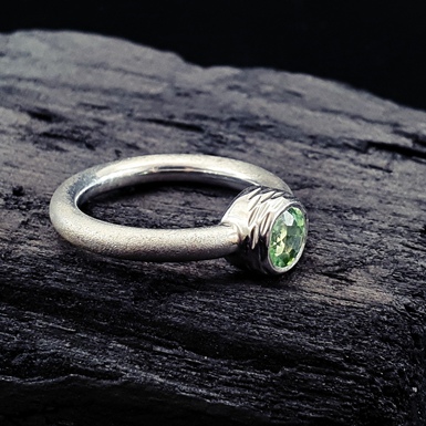 серебряное кольцо с турмалином купить