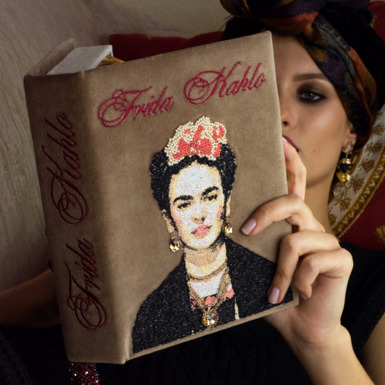 клатч книга frida kahlo