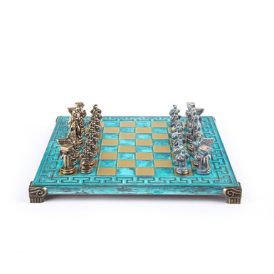 шахматы бирюзово-золотистого цвета