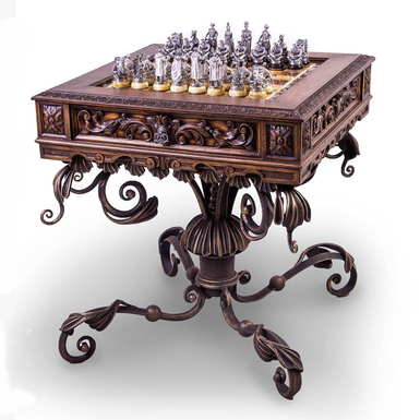 шахматы на подставке