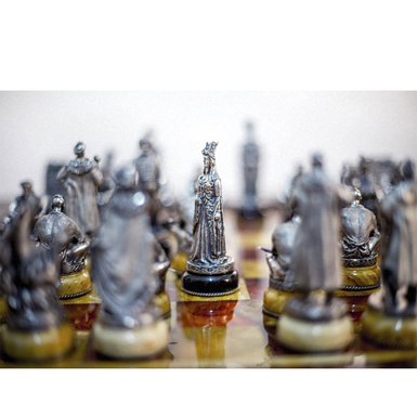 шахматы из серебра