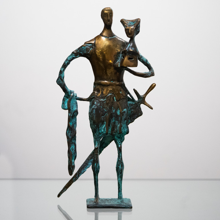  Скульптура "Герой", Светлана Карунская, 2000 год 