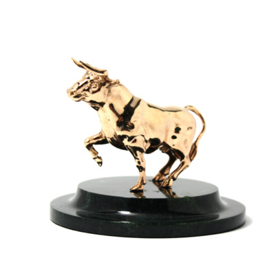 Buy a statuette of bull