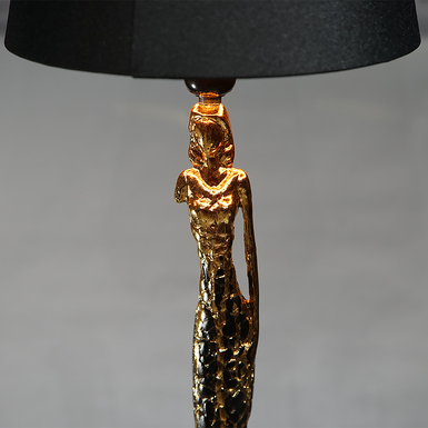 Арт-лампа с абажуром