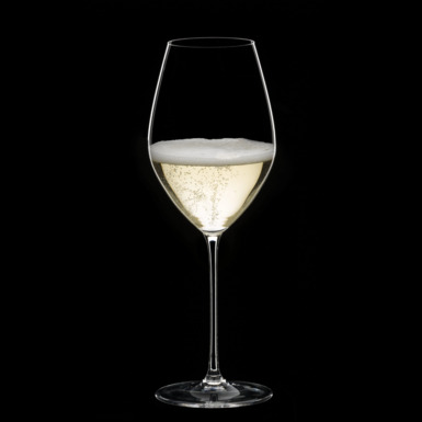 Champagne glass champagne 0.445L on black background.png