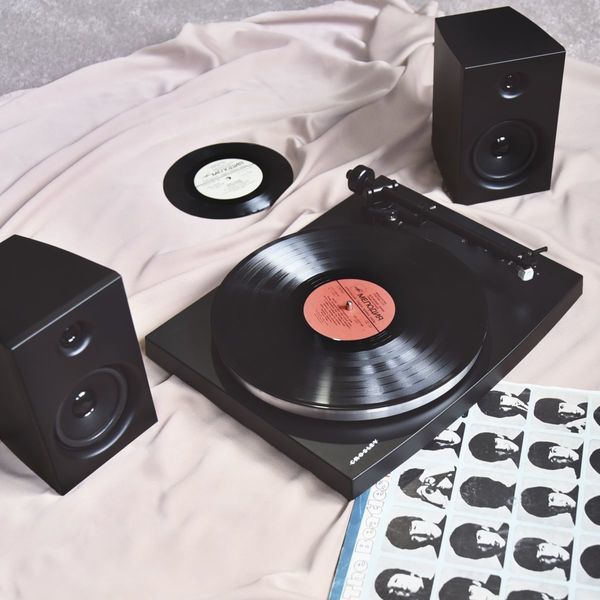 Expensive Gifts: Vinyl record playe